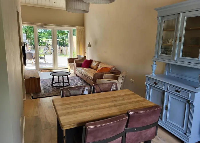 Holiday home Landhuis De Heibloem Heythuysen